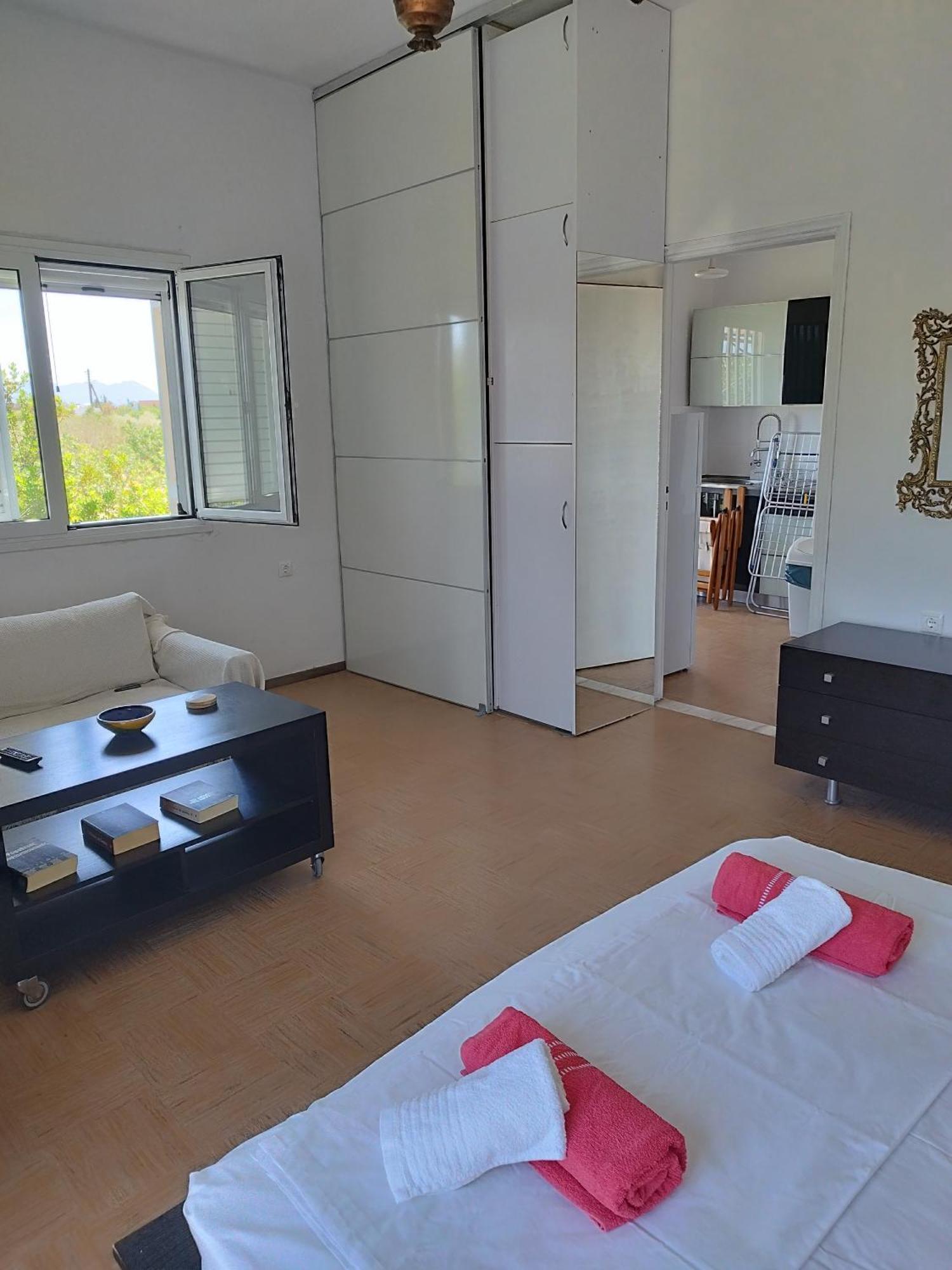 Apartment Solmar Aegina With Private Pool - Jacuzzi
